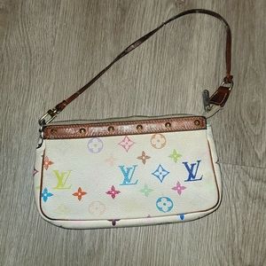 Louis Vuiton purse